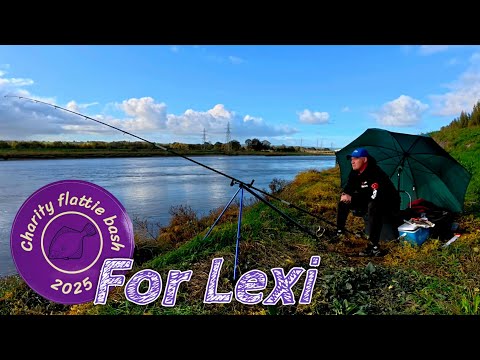 Видео: Мы собрали 900 фунтов стерлингов для Лекси, которая ловит флэтти! Рыбалка на реке Ди