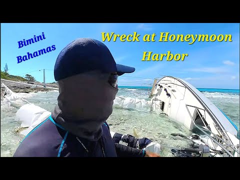 Видео: Крушение парусника в гавани Медового месяца на Бимини, Багамские острова. Это может случиться с л...