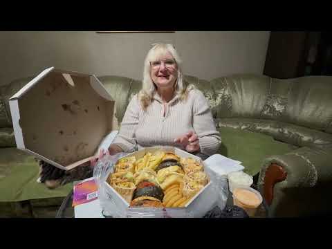 Видео: Обзор доставки InstaFood 🍔🍟🌯