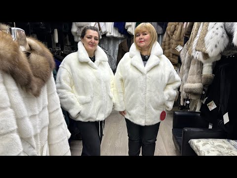Видео: РОСКОШНЫЕ НОВЫЕ МОДЕЛИ В САЛОНЕ ,,ДОМ МЕХА У РОМЫ’’‼️