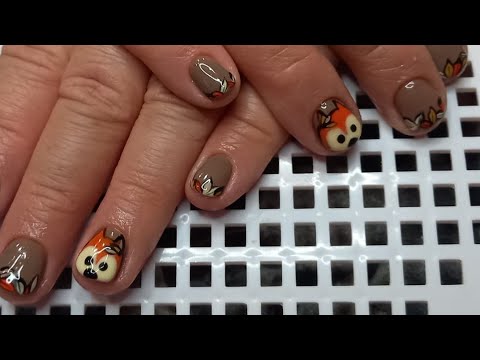 Видео: Маникюр на клиенте. Лисичка на ногтях. Осенний дизайн.