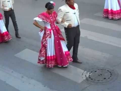 Видео: XIX-ият Международен фолклорен фестивал „Велико Търново“