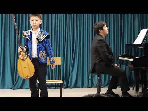Видео: 58 Жас музыкант байқауы. Асхат Нұриман 10 жас кіші топ