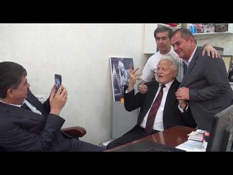 Видео: Ҳошим Гадо бе қаичи 86 - солагиашро ҷашн нагирифтем !