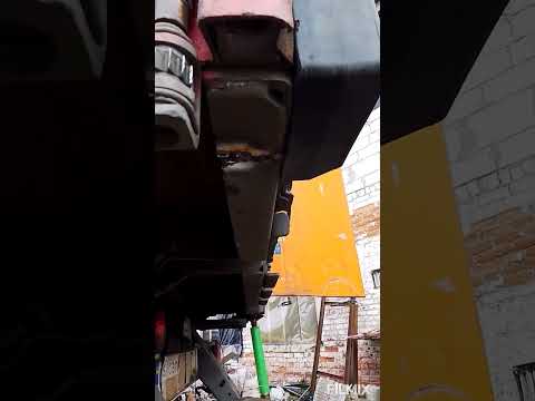 Видео: Ворота просели #ремонтрамы #полуприцеп #schmitz #framerepair 