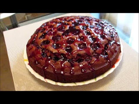 Видео: Пирог на кефире с вишней