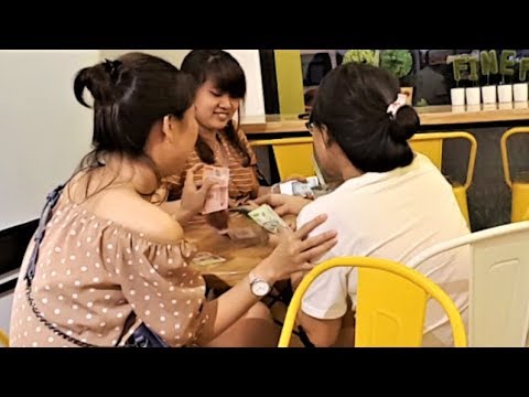 Видео: УСЛУГИ НОЧНЫХ БАБОЧЕК РАЗНОЙ МАСТИ В НЯЧАНГЕ ! ВЬЕТНАМ !