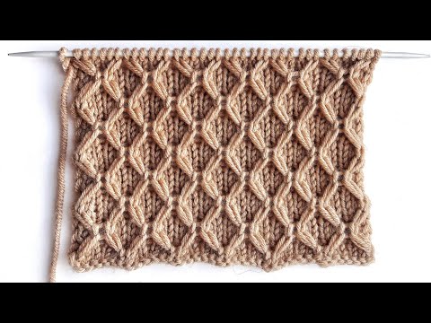 Видео: Симпатичная сетка-соты на лицевой глади для вязания шапок, свитеров, носков