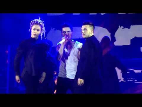 Видео: Дима Билан - Лабиринты (Ессентуки 17.06.2016)