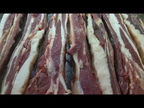 Видео: Тонны мясо в день!!! Самый дешевый базар Алматы. цены