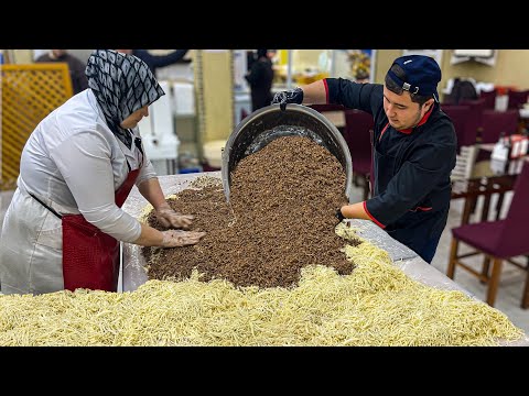 Видео: Самая ПРОДАВАЕМАЯ еда в Новом году. НАРЫН - Конина с Тестом. Большой НАРЫНСКИЙ Завод.Узбекская Кухня