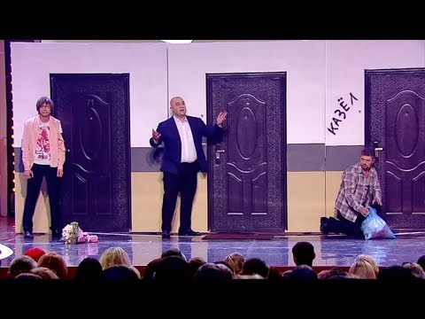 Видео: Покупка квартиры в агентстве недвижимости Еврей сдает квартиру | Дизель cтудио приколы