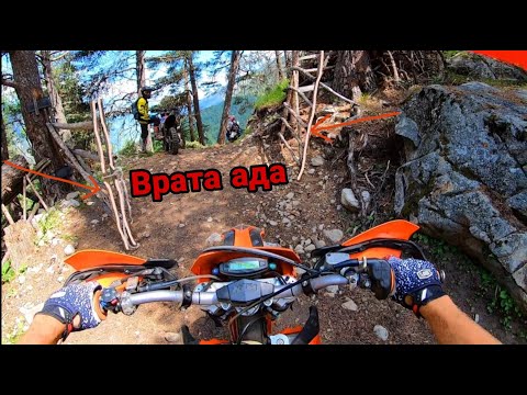 Видео: Ущелье МАРУХА , ПОПАЛИ В ГРОЗОВЫЕ ТУЧИ И ПОД ГРАД ! ! !Испытание для мотоцикла!