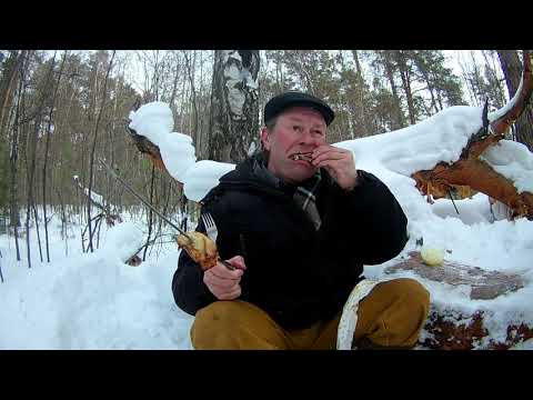 Видео: готовке в лесу и поздравление с 8 марта.