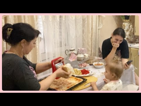 Видео: ВЕСЕЛО на кухне 🫶 опять ГОТОВЛЮ ПИЦЦУ 🥧 сделала красивый МАНИКЮР 💅 