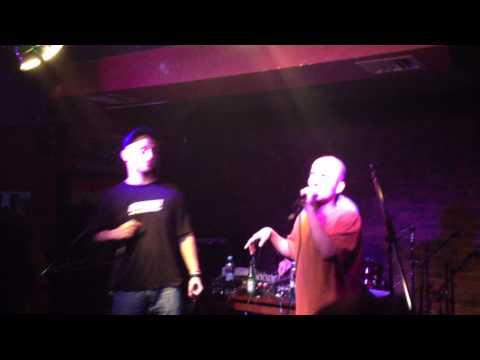 Видео: Птицу ЕМЪ - Не Нифер @ Vinyl Story Club, 13.05.12