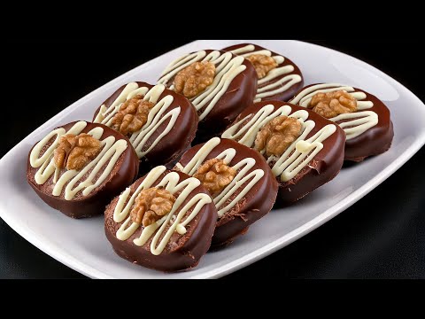 Видео: Я всегда хожу в гости с этим шоколадным чудом. Очень быстро и легко.