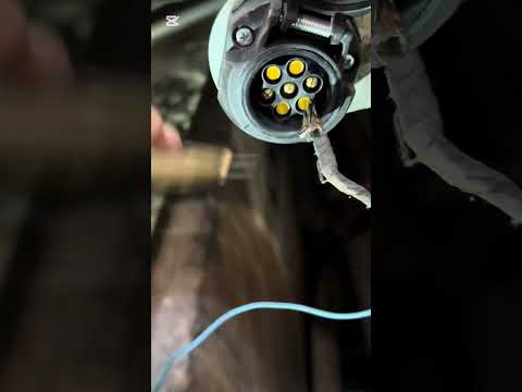 Видео: Подключение электрики фаркоп ВАЗ 21214 легенда