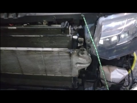 Видео: Как заменить радиатор турбины или интеркулер на VW t5. Luftkühler VW t5