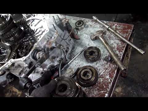 Видео: Кия Карнивал.Kia Carnival. Ремонт кпп. часть 1.