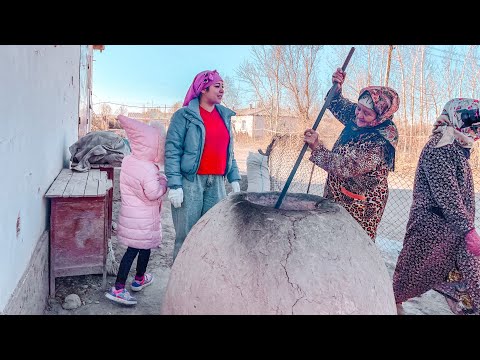 Видео: Узбекистан! Один ДЕНЬ в КАРАКАЛПАКСКОМ  АУЛЕ ! Рецепт ЛЕПЕШЕК! Жизнь в ДЕРЕВНЕ! жуери гуртик.