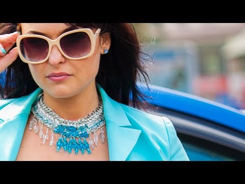 Видео: Стильное Handmade Ожерелье "ЛЬДИНКА". Мастер-класс  [4 из 5] /DIY: Necklace "Icicle"