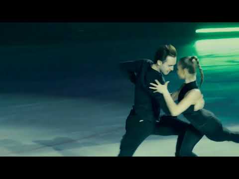 Видео: Максим × Василиса || Космос в одно касание