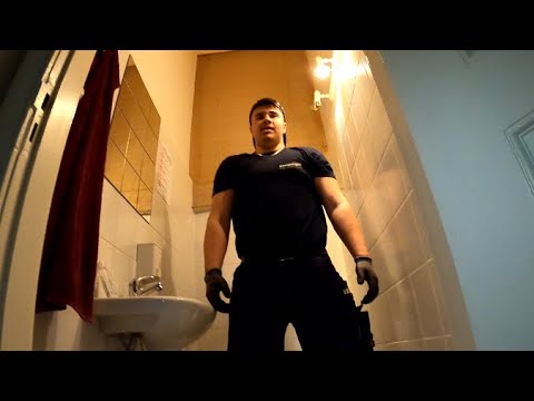 Видео: Kempinger 363. Маттео с первым засором унитаза. Я тоже был не лучше в его возрасте.