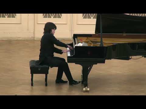 Видео: Илья Папоян.Рахманинов Прелюдии 5 и 12, оп. 32 Ilia Papoian Rachmaninov Preludes No.5 and 12, Op.32