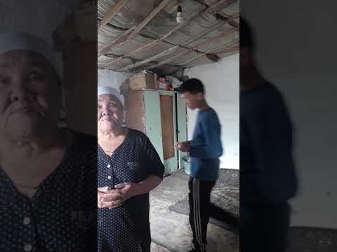 Видео: Сүттіқұдық ауыл әкімі,ұйқыңыздан тұрыңыз.Жеті балаға көмек керек