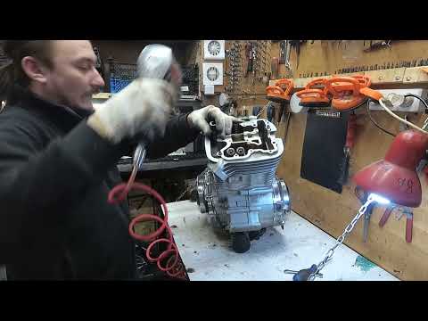 Видео: Разбор мотора Suzuki VS400. Часть 3.