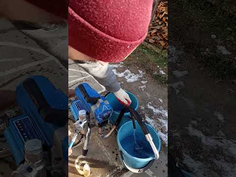 Видео: Подготовка безвоздушного окрасочного аппарата к работе. Безвоздушка подготовка.