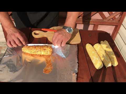 Видео: ВКУСНАЯ КУКУРУЗА НА МАНГАЛЕ В ФОЛЬГЕ ! DELICIOUS CORN ON THE GRILL IN FOIL !