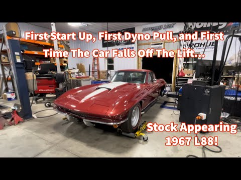 Видео: Corvette L88 1967 года на динамометре! Звучит просто нереально! 427 Corvette впервые заводится и ...