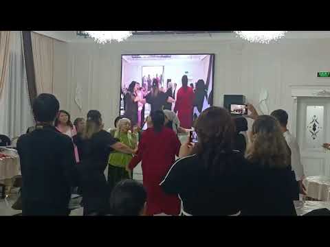 Видео: Әріпесіміз, ұлағатты ұстаз- Жібек апайды зейнетке шығарып салу кеші