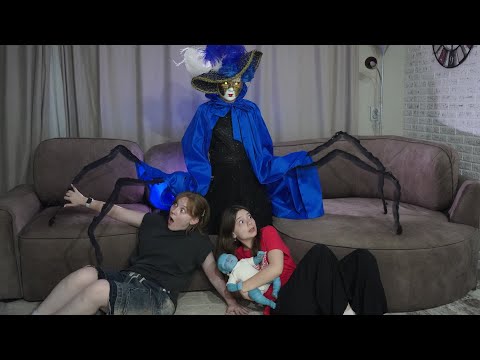 Видео: СИНИЙ МАЛЫШ! ДОИГРАЛИСЬ С ЕГО МАМОЙ! СТРАШНАЯ ИСТОРИЯ!