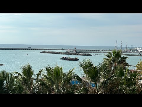 Видео: БАРХАТНЫЙ СЕЗОН В СОЧИ / Пляж 🏝️ Маяк / Приморская Набережная / Цирк