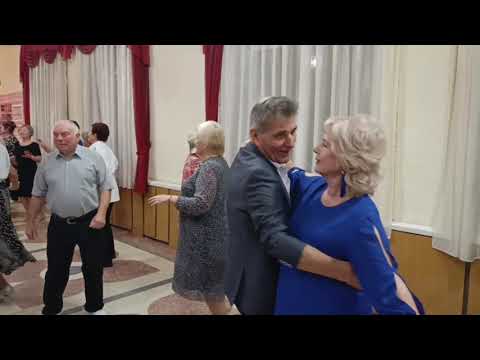 Видео: Стелится дорожка моя