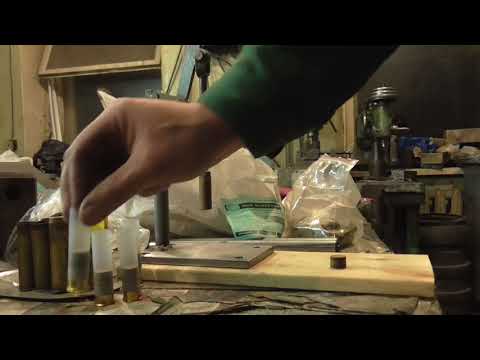 Видео: Как правильно пыжевать патроны