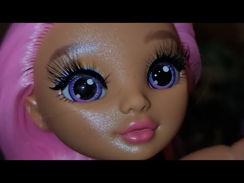 Видео: Кукла Милана Office Core 27 см шарнирная с аксессуарами от бренда Funky Toys