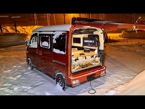 Видео: Снежный игровой автомобиль кемпинг