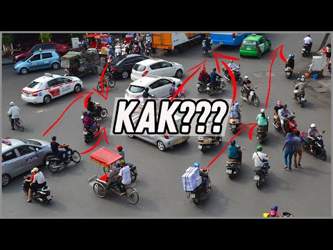 Видео: Почему они не врезаются? Трафик во Вьетнаме