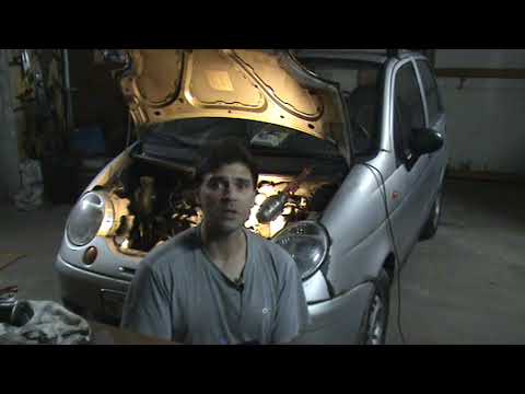 Видео: Daewoo Matiz 0.8 2011: замена клапана EGR