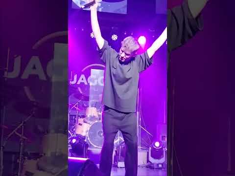 Видео: Первый снег, Александр Эгромжан. Концерт в Питере