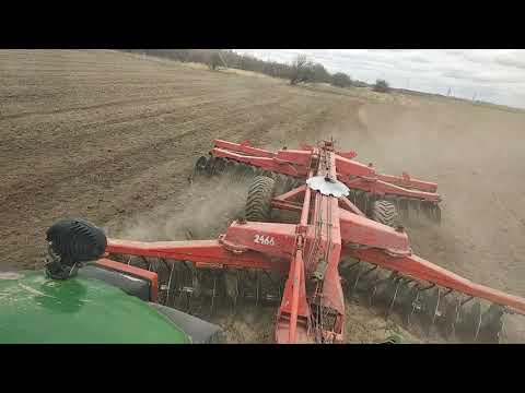 Видео: John Deere 7930 дискую Рудное.(2020г)