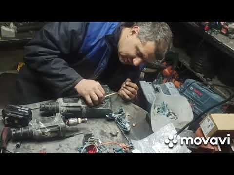 Видео: Makita DHR202 замена выключателя. В конце ролика про цены на запчасти.