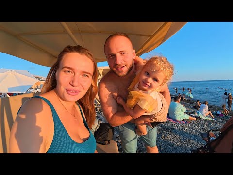 Видео: Беременность в Сочи/Моя семья на пляже в Адлере/Ресторан Сыроварня 