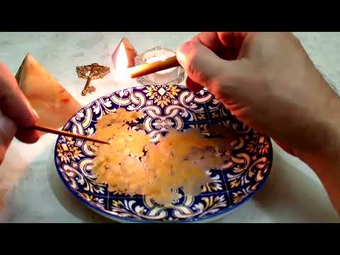 Видео: ВОСКОВАЯ СВЕЧА ПРИНЕСЛА ОТЛИЧНЫЕ ВЕСТИ. Гадание на воске.