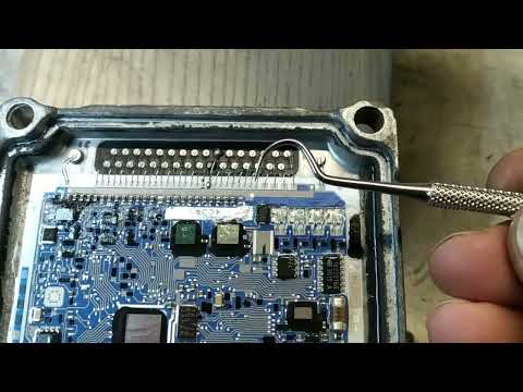 Видео: Попытка ремонта ЭБУ Опель Зафира 1999 1.6 16v