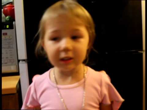 Видео: Дочка в 4 года собралась замуж